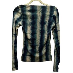 RTW Charleston Tie-Dye Long Sleeve Mesh Top – Size petite